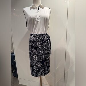 NWT - Laura Petites Paisley faux wrap skirt. Elastic waist in Size L.